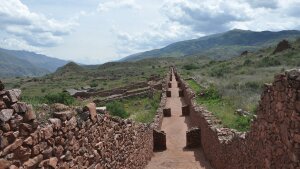 der archäologische Park Pikillaqta in Peru