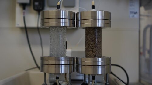 Transportexperiment mit porösen Modellsubstraten