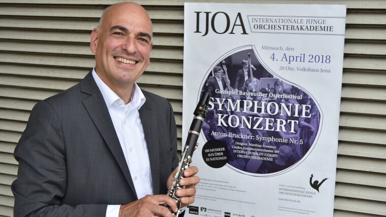 Prof. Ulrich S. Schubert ist Intendant der IJOA.