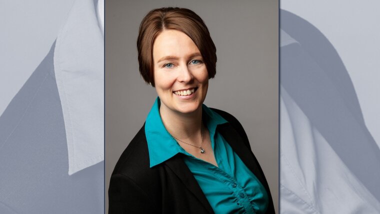 Dr. Alexandra Plumhoff