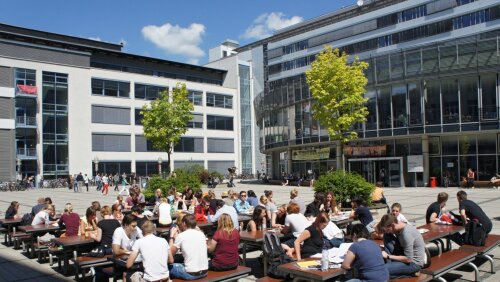 Ernst-Abbe Platz