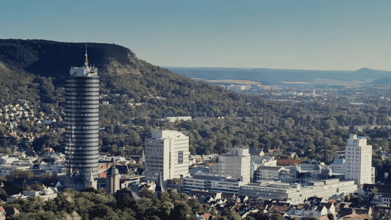 placeholder image — Titelbild Video Studieninteressierte