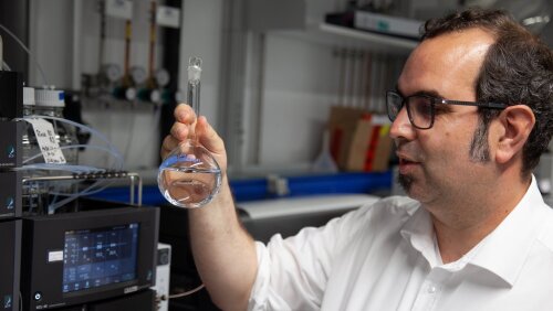 Umweltchemiker Dr. Patrick Bräutigam ist einer der beiden Sprecher des neuen Wasserclusters »ThWIC«.