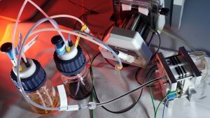 Batterie in einem Chemielabor der FSU Jena