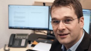 Prof. Dr. Sebastian Henn